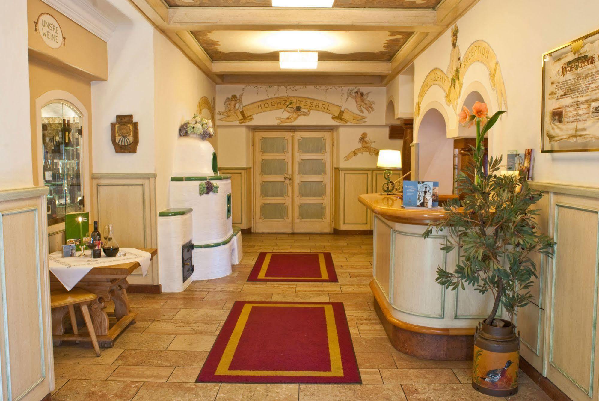 Gasthof Schorn Санкт-Леонхард Экстерьер фото